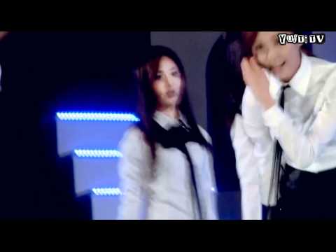 SNSD YulTi 율티 Fancam Moment #62 - She Sure is Lucky