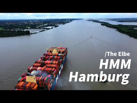 HMM - The 'HMM Hamburg' sailed up the Elbe toward Hamburg