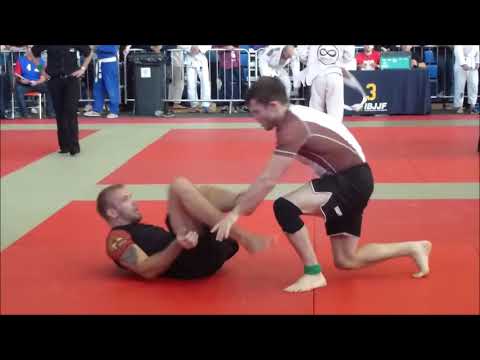 Ross Nicholls Submission grappling highlight, 'Keeping it playful'