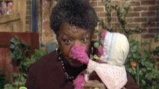 Sesame Street: Maya Angelou: N Your Name Is Natasha