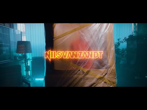 Starstylers & Nils Van Zandt - Keep on Moving (Official Video)