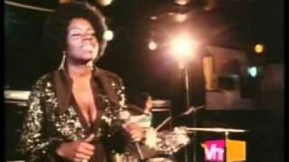 Gloria Gaynor - Reach Out I'll Be There video
