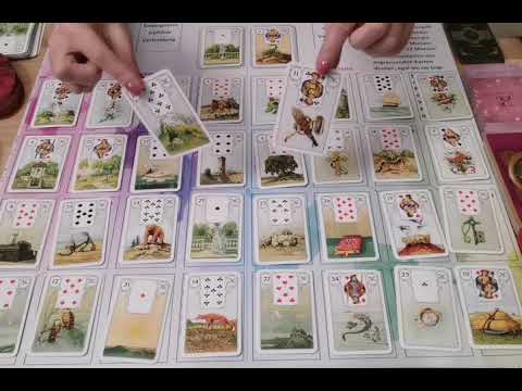 Liebesorakel 💕 Er schaut was du tust 💕 Seelenpartner