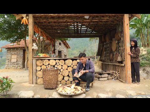 The old woman wanted to ask the young chef for help, but instead she left, blaming herself.