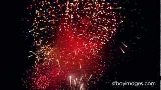 preview picture of video 'Fireworks, Sausalito, San Francisco Bay, July 4th 2012'
