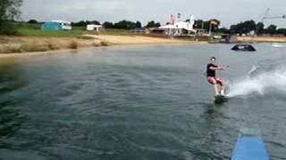 preview picture of video 'Wakeskate!!! 1 sec before Crash'