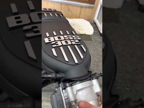 HOW TO INSTALL BOSS 302 INTAKE MANIFOLD IN 2013 - 2014 FORD MUSTANG GT