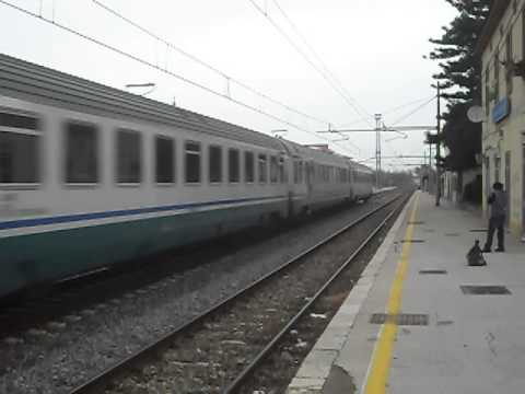 IC 723 con 50' di ritardo in transito a Capaccio-Roccadaspide