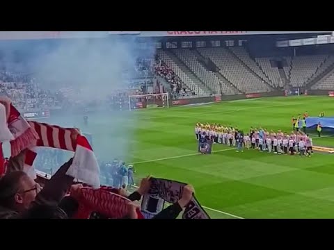 "Nigdy nie zejdę na psy..." - hymn Cracovii i początek meczu Cracovia - Motor Lublin | 26.10.2024