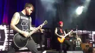 A Day to Remember- Paranoia (live)