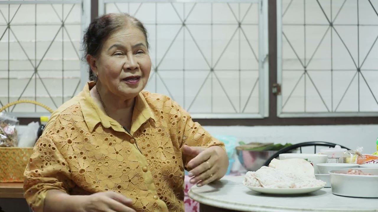 Grandma’s Recipes Thailand 10 | ジーペックさんのキエン・トート Jeepak's Kien Thod
