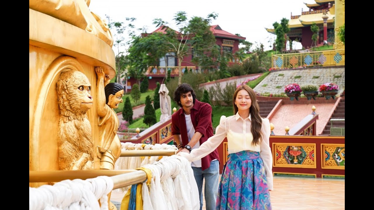 Vạn Dặm Yêu Em (Love In Vietnam)