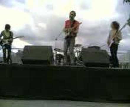 Littl'ans Live at Jarivs Cockers Meltdown festival