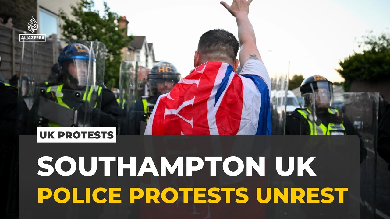 Southampton stabbing protests: Far-right accuse police of anti-white racism
