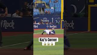 Another defensive gem from Kazuma Okamoto ???? #MLB #BlueJays