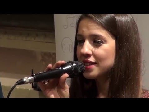 Gemma Humet interpreta Si te me'n vas al cicle Més que Música TR3SC