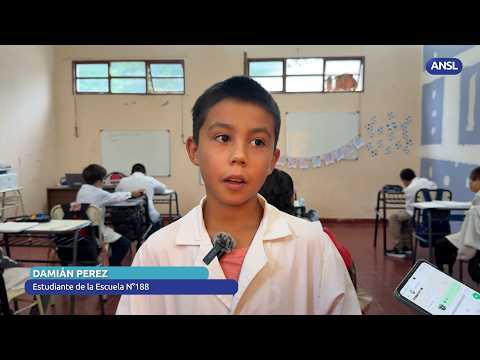 En Bagual, 36 chicos recibieron guardapolvos y kits escolares