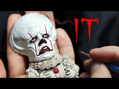 Sculpting Realistic Mini Pennywise sculpture Timelapse - IT Chapter 2(2019) Movie film-Making