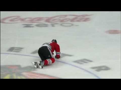 hit vs toews.flv