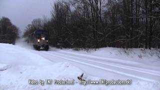 preview picture of video 'HD Amtrak's Vermonter After a Snowstorm in North Amherst, MA'