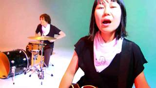Deerhoof - Fresh Born