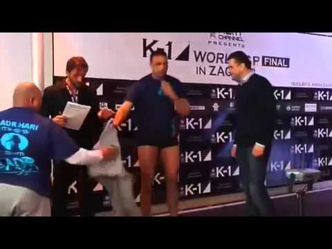 K 1 WGP Final 8 Zagreb Badr Hari vs Zabit Samedov 14 03 2013