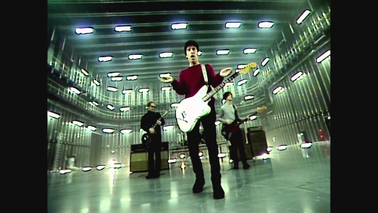 Johnny Marr - Upstarts [Official Video] - YouTube