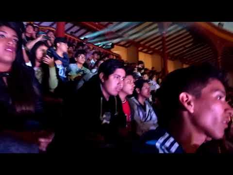 CARLITOS vs GHOST - Cuartos - Red Bull Batalla de los gallos Perú 2017