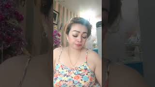 Download lagu Tante Vina berkacamata mp3