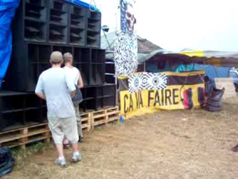 teknival de bretagne(devant antrepofaz ca dechire)