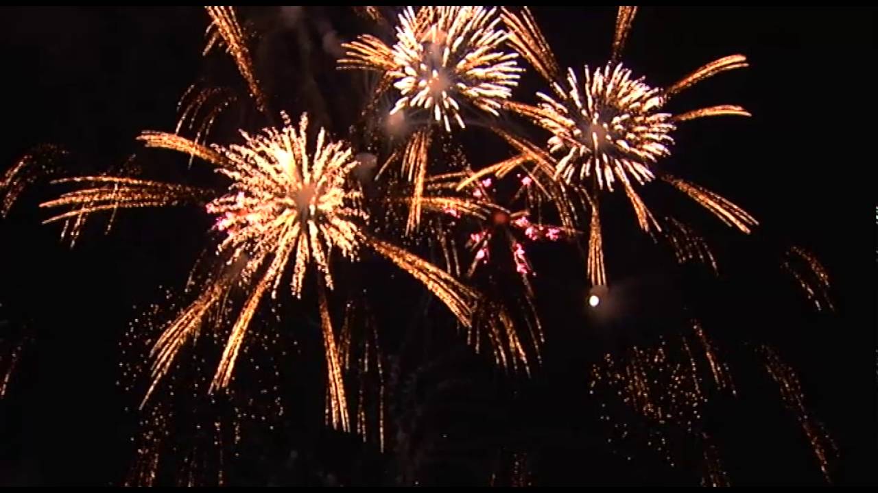 15/08/2016 - Castillo de fuegos Día del Turista