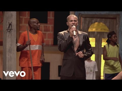 Leandro Sapucahy - Favela Fashion Week