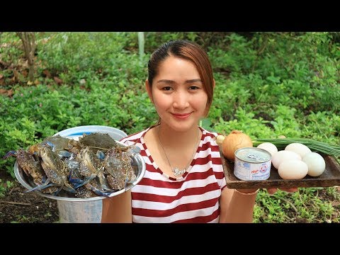 Yummy Blue Crab Stir Fry With Salty Egg Recipe - Blue Crab Cooking With Salty Egg - Cooking With Sro Video