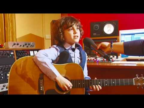 IL TALENTO DI YURI, NOTE RICCIOLI E SORRISI  PER MAMMA RAI