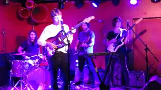 DRINKS - Cate Le Bon &amp; Tim Presley (Darker My Love &amp; White Fence)