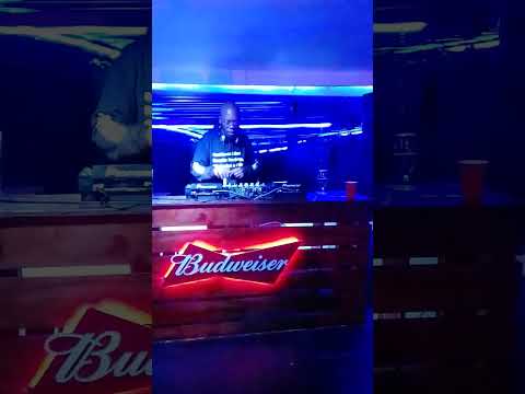 culoe de song ft Mr v just dance ( coke straw live )