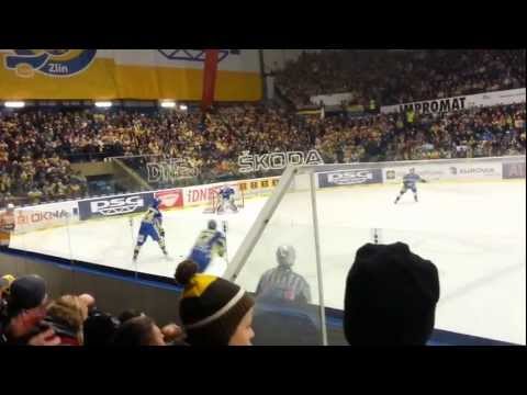 Zlín - Třinec - semifinále play-off 2013
