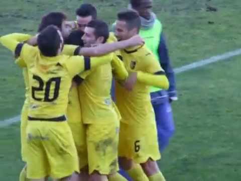 AD Fafe Vasco Costa faz o 1-0 ao Pedras Salgadas - 2014/2015