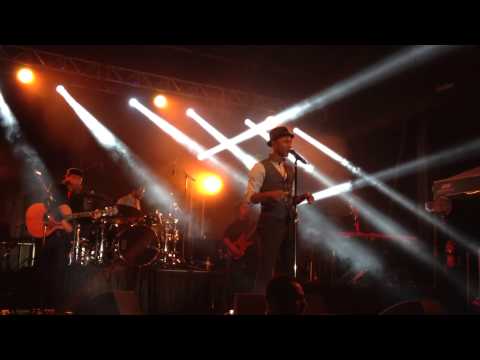 Aloe Blacc//"The Man" and "Wake Me Up" Performed at the University of Arizona 10/3/14