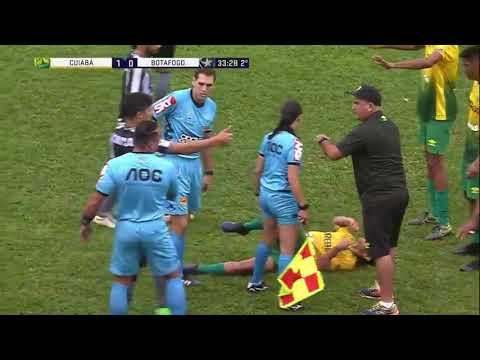 Copinha: Jogador do Botafogo viraliza ao levar caneta e agredir adversário. Veja o vídeo