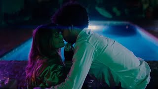 Night Teeth | Benny & Blaire Kissing Scene l Debby Ryan Jorge Lendeborg Jr.