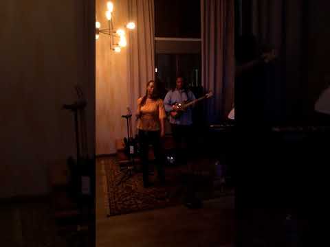Promotional video thumbnail 1 for Gailanita