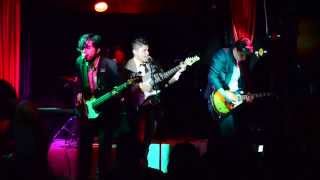 The Silver Clouds - Go With The Flow Cover - Queens Of The Stone Age