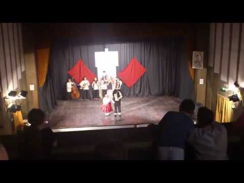 KUS Bratstvo (Hajdusica): Paulina Blankova a Hrasko Vladimir - Zahucali hory , Pred dedinou mostik