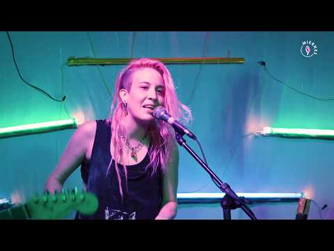 MIERNES #1 - Kumbia Queers - PUESTA