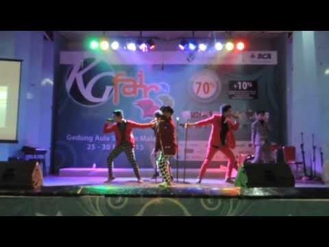 [SBSquad] 130529 SHINing-B - SHINee Why So Serious, Dream Girl Dance Cover at Kompas Gramedia Fair