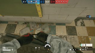 レインボーシックス　シージ　国境　カジュアル