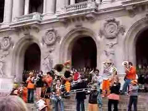 Les Plaies Mobiles in Paris (Grand Opera)