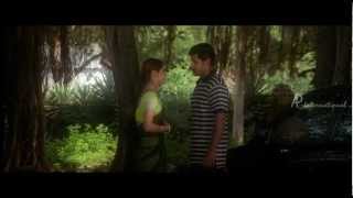 Kadhal Sadugudu - Priyanka consoles Vikram