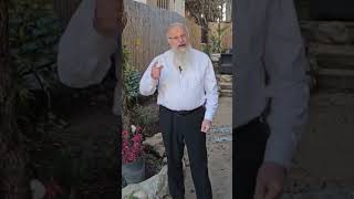 שבת זכור הגדולה מכולן (הרב שמואל אליהו) - התמונה מוצגת ישירות מתוך אתר האינטרנט יוטיוב. זכויות היוצרים בתמונה שייכות ליוצרה. קישור קרדיט למקור התוכן נמצא בתוך דף הסרטון